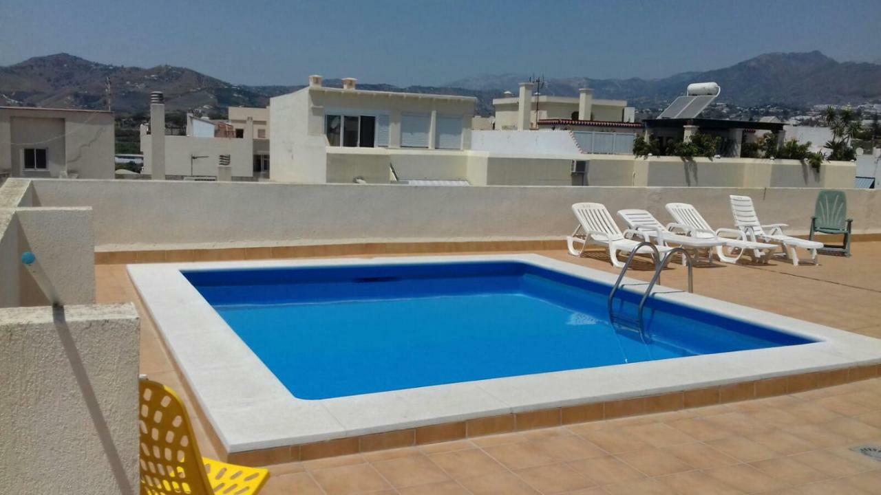Apartamento Centro De Nerja Luaran gambar