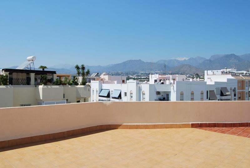 Apartamento Centro De Nerja Luaran gambar