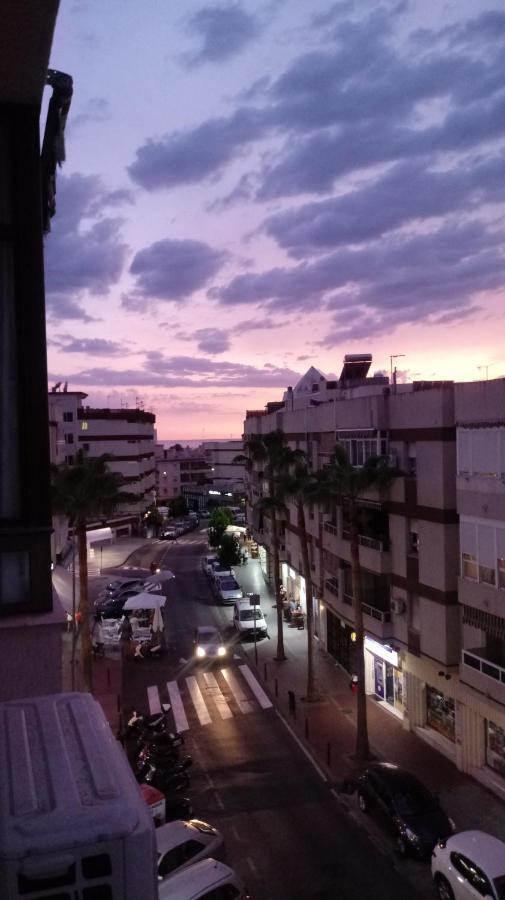 Apartamento Centro De Nerja Luaran gambar